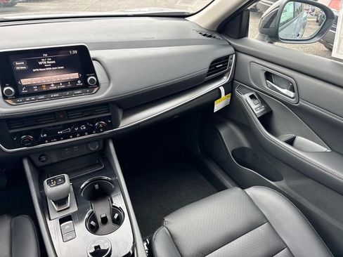 New 2026 Nissan Rogue Dark Armor AWD/4WD image 19