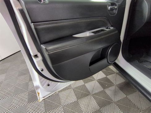 Used 2017 Jeep Compass High Altitude image 18