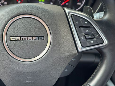 Used 2017 Chevrolet Camaro LT RWD image 19