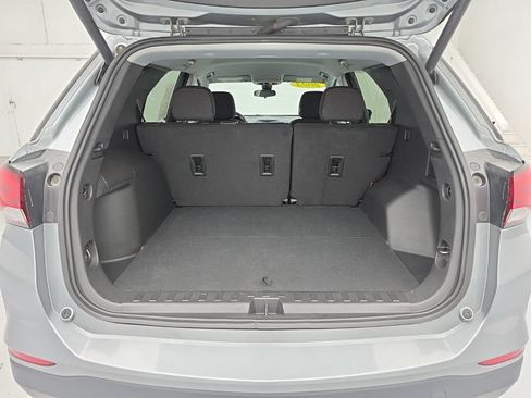 Used 2023 Chevrolet Equinox LT w/ Driver Convenience Package AWD/4WD image 48