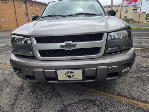 Used 2008 Chevrolet TrailBlazer LT RWD image 2