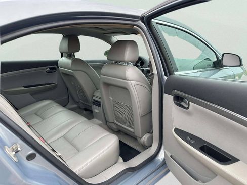 Used 2007 Saturn Aura XR w/ Premium Trim Pkg FWD image 18