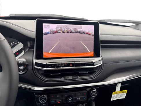 New 2026 Jeep Compass Latitude image 25