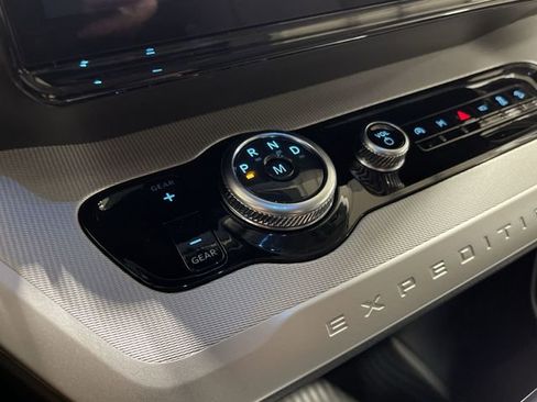 New 2025 Ford Expedition Active AWD/4WD image 26