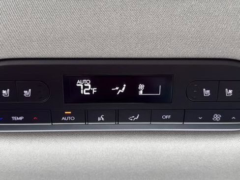 Used 2026 Hyundai Palisade Limited AWD/4WD image 24