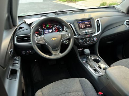 Used 2023 Chevrolet Equinox LT w/ LPO, Cargo Package FWD image 18