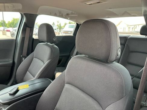 Used 2024 Chevrolet Malibu LT FWD image 3