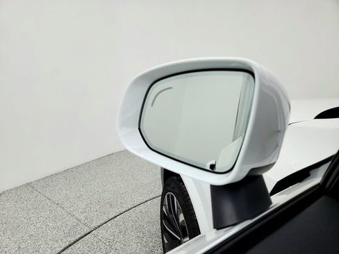 New 2026 Volvo XC90 T8 Plus w/ Protection Package Premier image 19