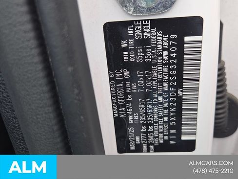 Used 2025 Kia Sportage LX FWD image 6