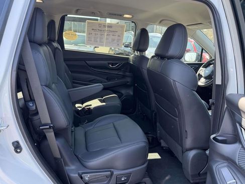 Used 2026 Subaru Ascent Premium AWD/4WD image 13
