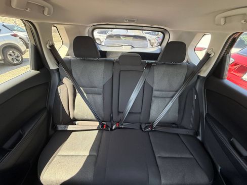 Used 2025 Nissan Rogue SV FWD image 39