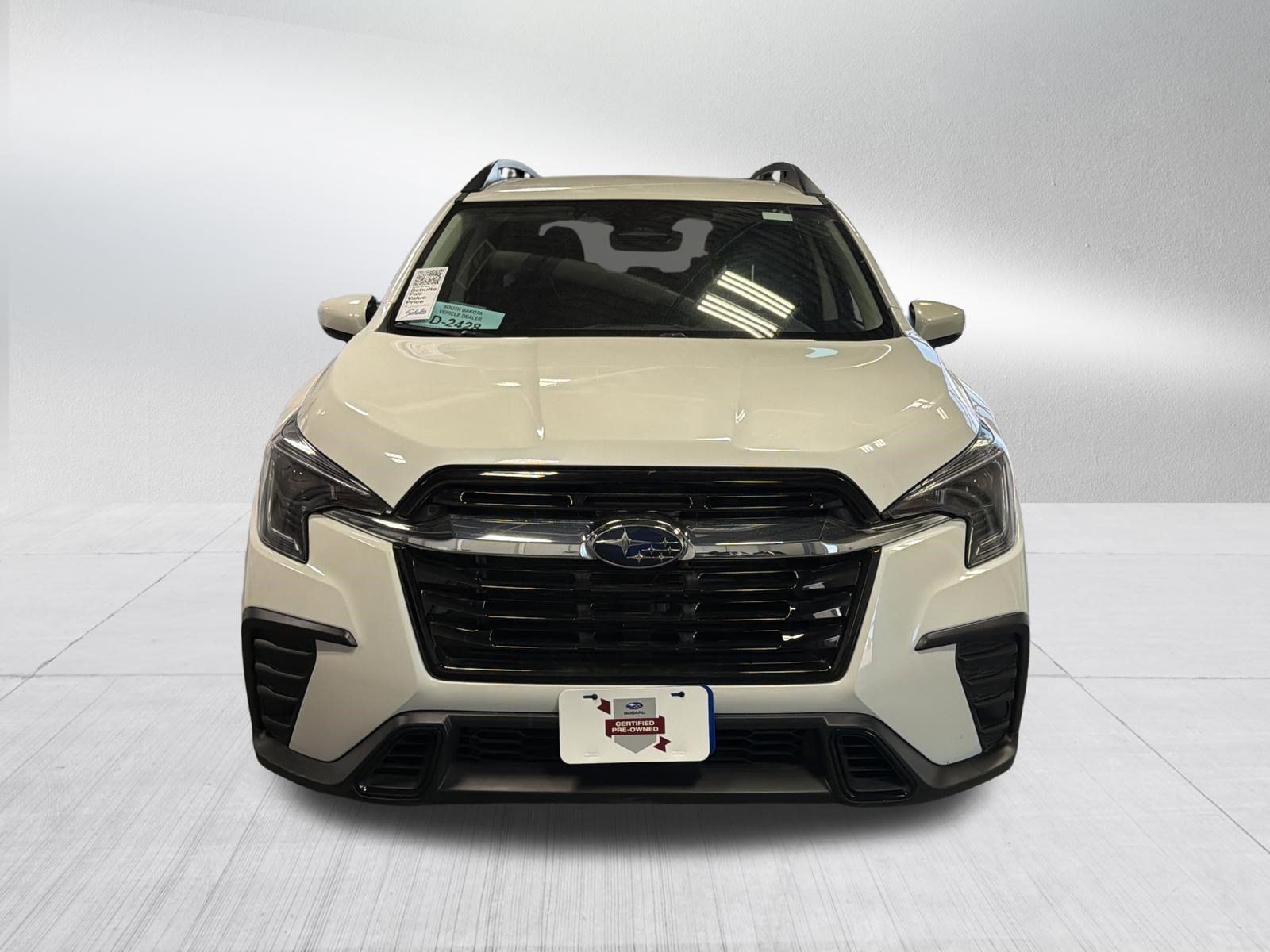 Used 2025 Subaru Ascent Premium AWD/4WD image 2