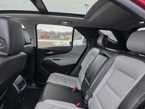 Used 2018 Chevrolet Equinox Premier image 5