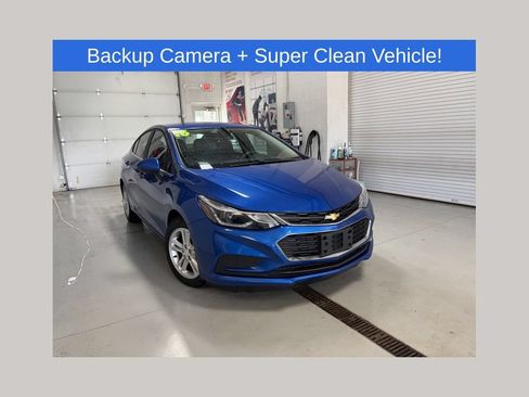 Used 2016 Chevrolet Cruze LT FWD image 1