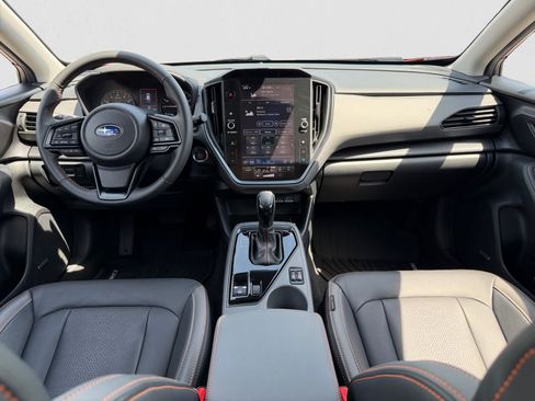 Certified 2025 Subaru Crosstrek 2.5i Limited w/ Crosstrek Mirror Package AWD/4WD image 12