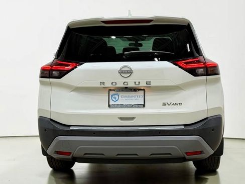 Used 2023 Nissan Rogue SV AWD/4WD image 19