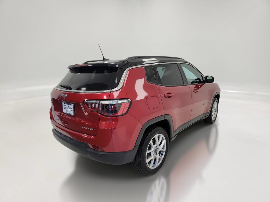 Used 2025 Jeep Compass Limited AWD/4WD image 5