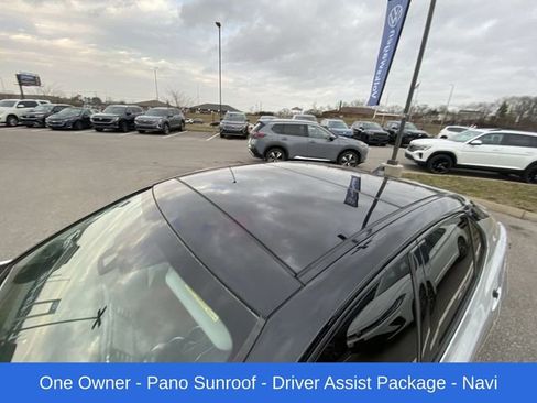 Used 2019 Toyota Camry XSE w/ Driver Assist Package image 3