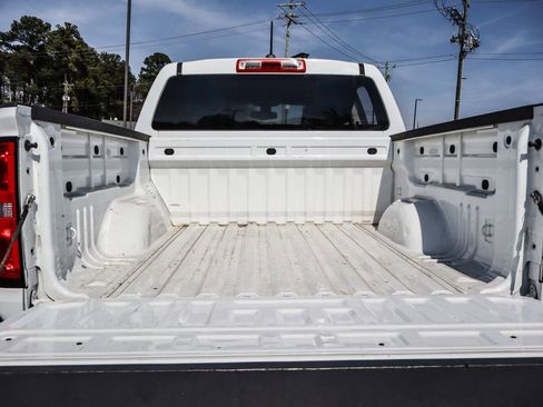 Used 2017 Chevrolet Colorado LT image 33