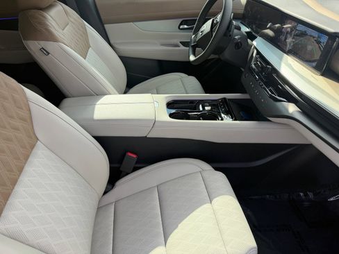 New 2026 Nissan Murano Platinum w/ Technology Package AWD/4WD image 10