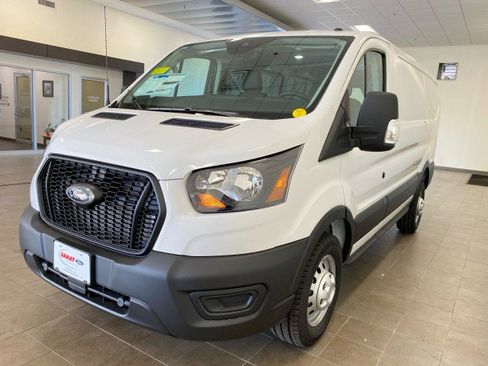 New 2025 Ford Transit 250 LR 130 WB AWD image 4