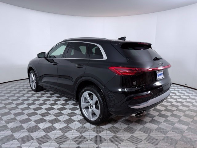 Certified 2025 Audi Q5 Premium w/ Premium Plus AWD/4WD image 6