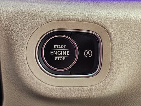 New 2026 Mercedes-Benz GLS 450 4MATIC image 21