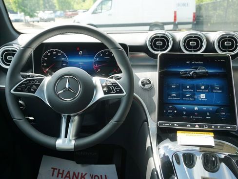 Certified 2025 Mercedes-Benz GLC 300 4MATIC image 50
