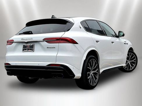 Used 2023 Maserati Grecale Trofeo AWD/4WD image 6