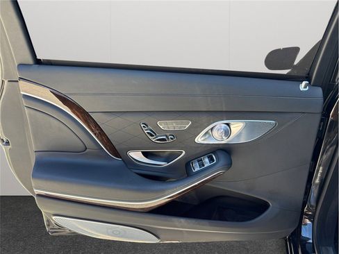 Used 2016 Mercedes-Benz Maybach S 600 image 40