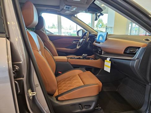 New 2026 Nissan Rogue Platinum w/ Platinum Premium Package image 25