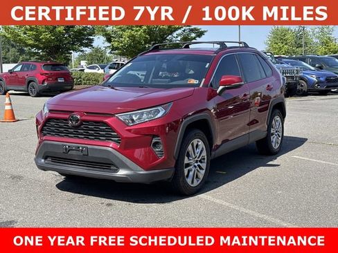 Used 2021 Toyota RAV4 XLE Premium AWD/4WD image 5