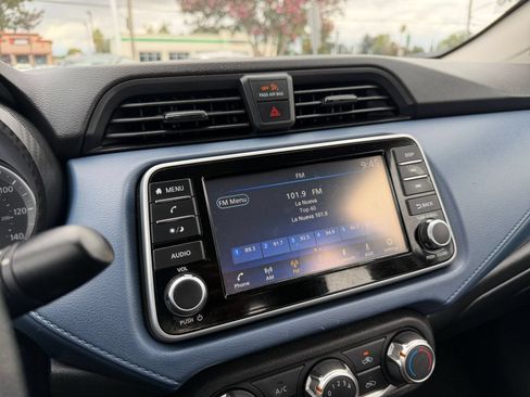 Used 2025 Nissan Versa SV FWD image 20
