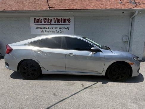 Used 2017 Honda Civic LX image 4