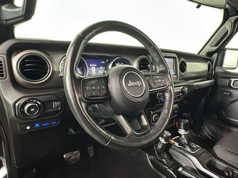 Used 2023 Jeep Wrangler Unlimited w/ Cold Weather Group AWD/4WD image 12