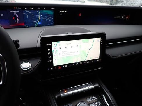 New 2026 Lincoln Nautilus Premier image 29