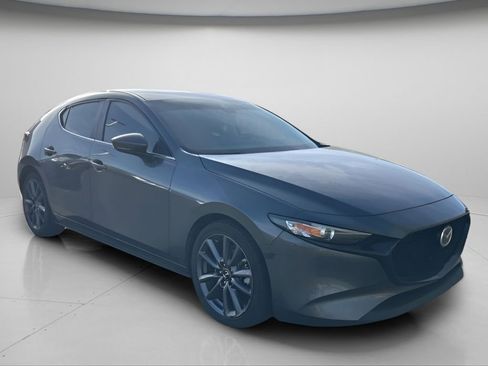 Used 2021 MAZDA MAZDA3 s image 2