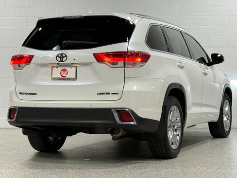 Used 2018 Toyota Highlander Limited AWD/4WD image 6