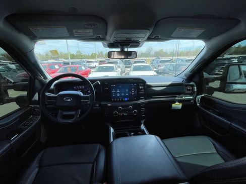 Used 2024 Ford F250 Lariat image 25