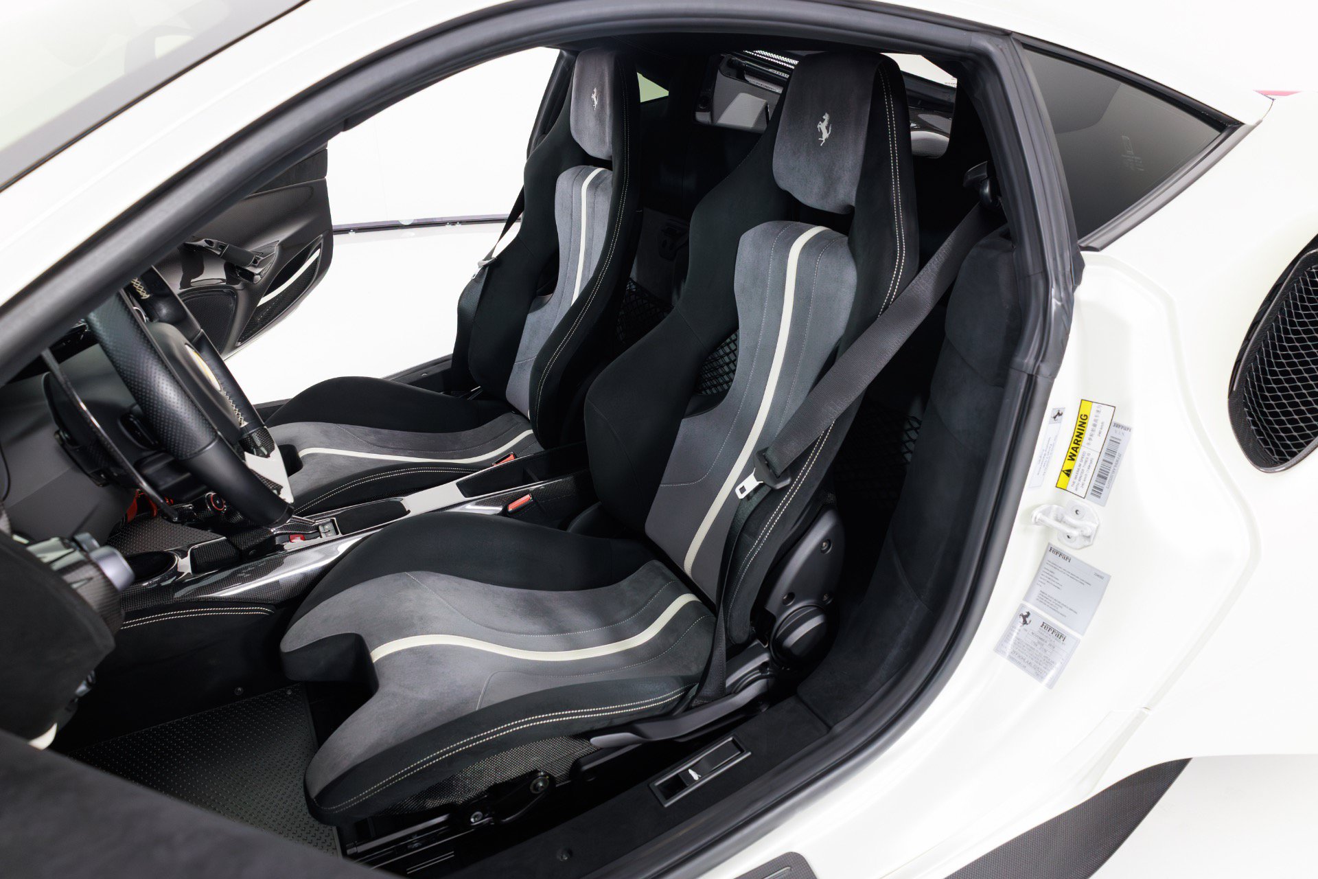 Used 2020 Ferrari 488 Pista Coupe RWD image 14
