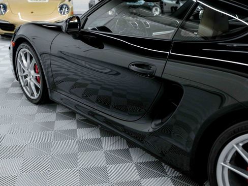 Used 2015 Porsche Cayman S image 29