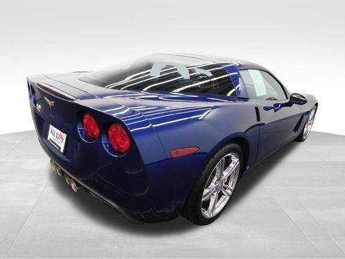 Used 2006 Chevrolet Corvette Coupe w/ Preferred Equipment Group image 9