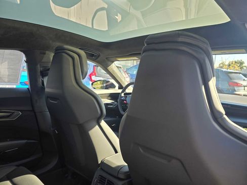 New 2026 Audi RS e-tron GT performance image 15