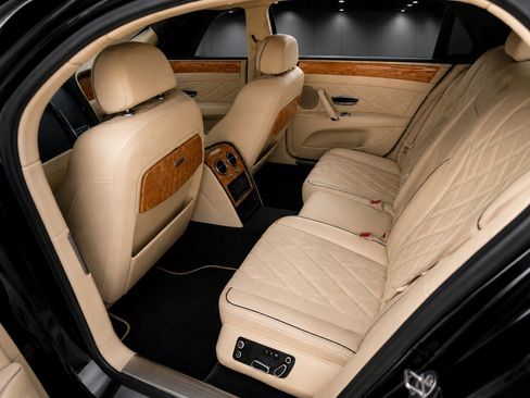 Used 2014 Bentley Flying Spur W12 AWD/4WD image 12