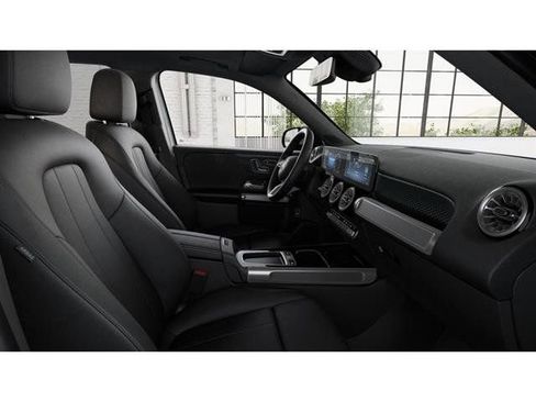 New 2026 Mercedes-Benz GLB 250 4MATIC image 4