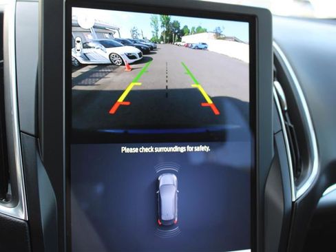 Used 2022 Ford Edge Titanium w/ Equipment Group 301A image 27