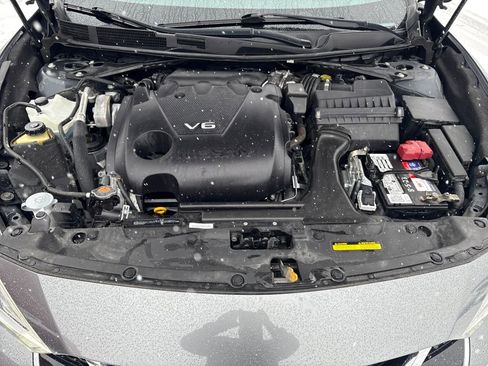 Used 2018 Nissan Maxima Platinum image 29