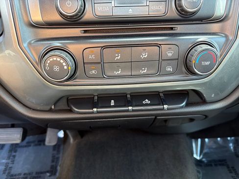 Used 2018 Chevrolet Silverado 1500 LT w/ Trailering Package AWD/4WD image 29