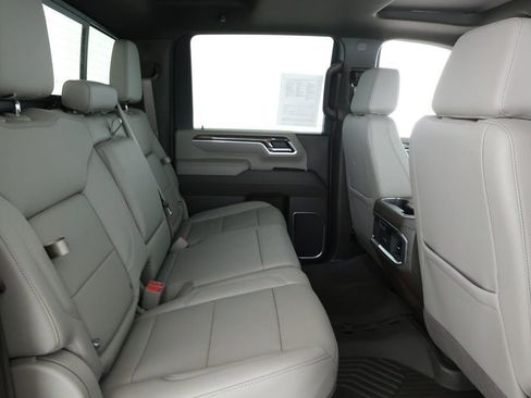 Used 2025 Chevrolet Silverado 3500 LTZ w/ LTZ Premium Package image 22