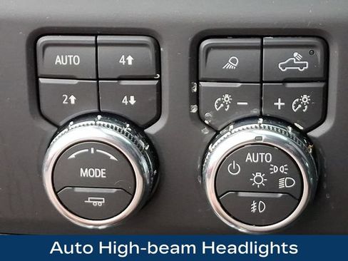 Used 2026 GMC Sierra 2500 Denali w/ Denali Reserve Package AWD/4WD image 9